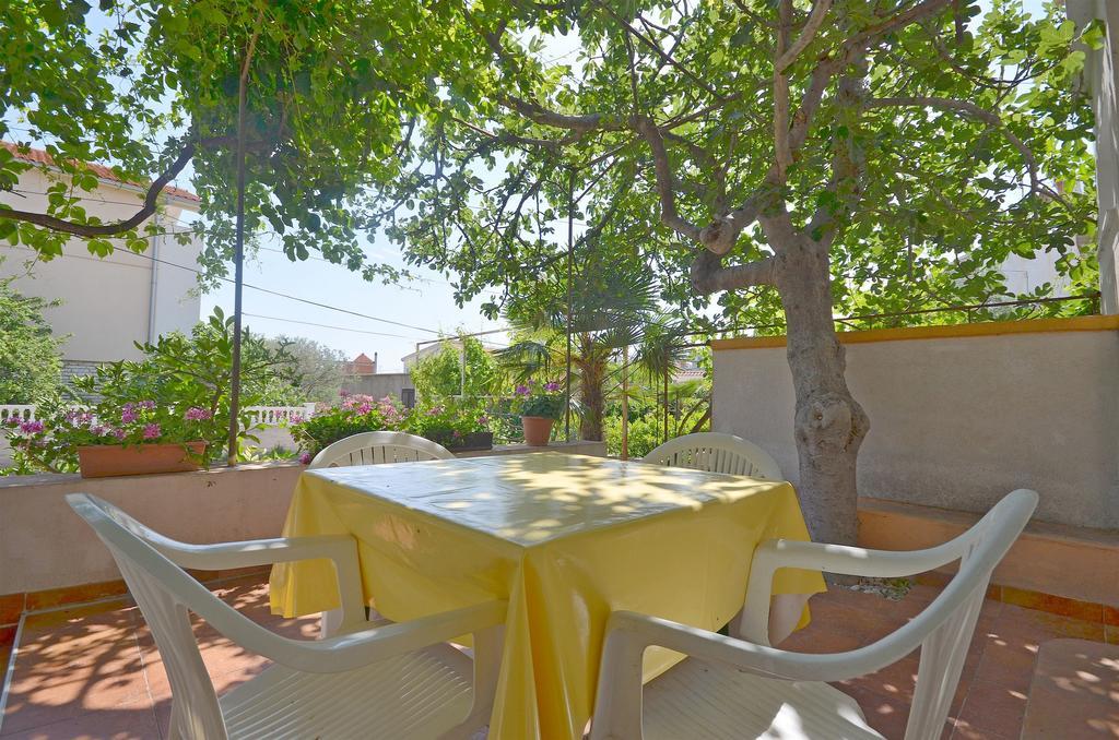 Apartment Ljubica Vodice Luaran gambar