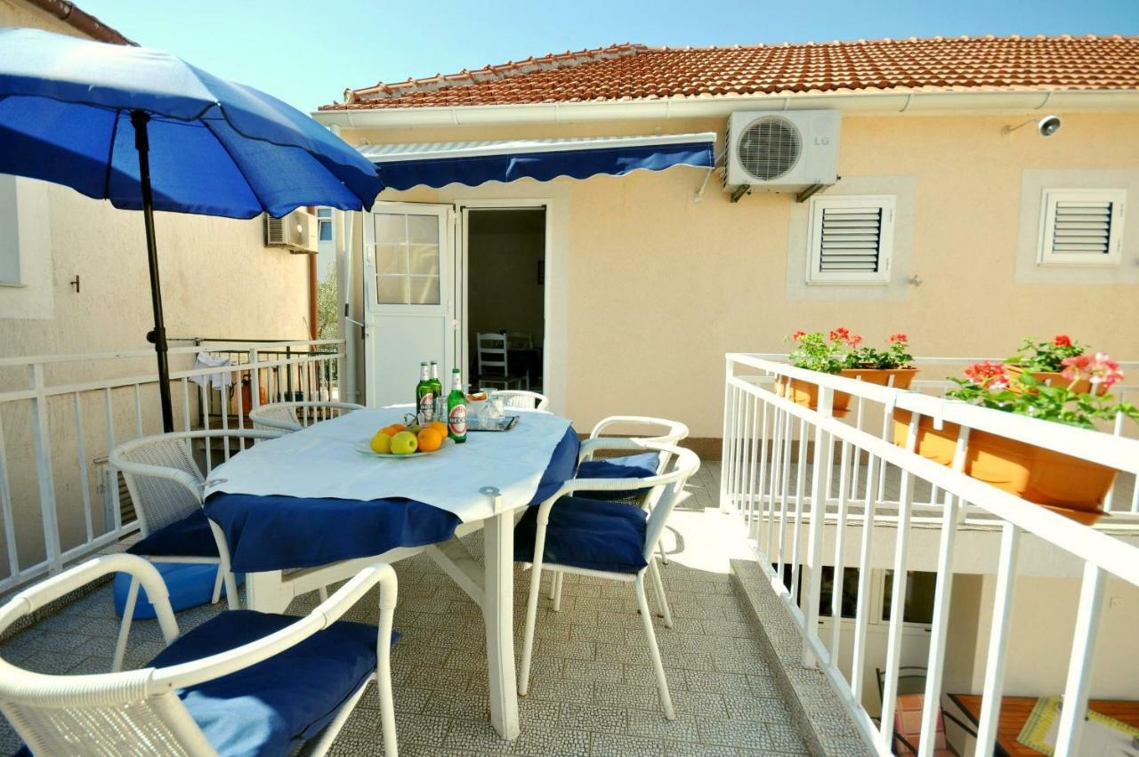 Apartment Ljubica Vodice Luaran gambar
